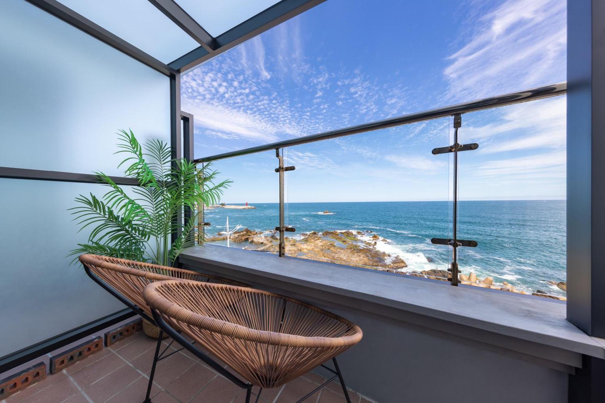 Gangneung Hue Pension Ocean View, Spa, Couple Rum bild